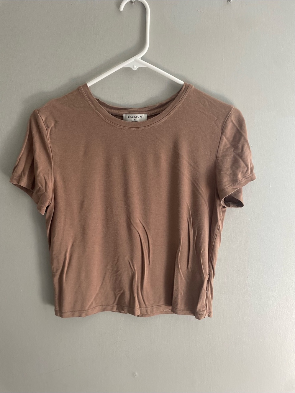 Aritzia Babaton Crew Neck Short Sleeve Top Medium